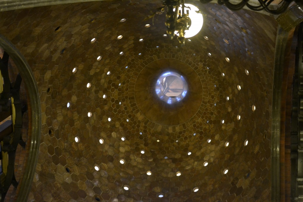 73 Palau Guell - Beautiful Starry Dome