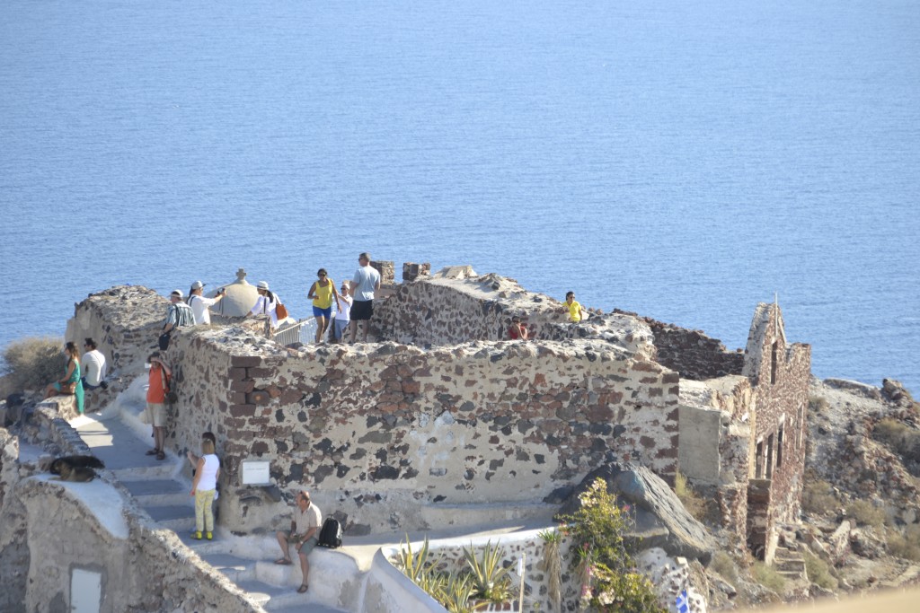 D5 Fort in Oia, Santorini