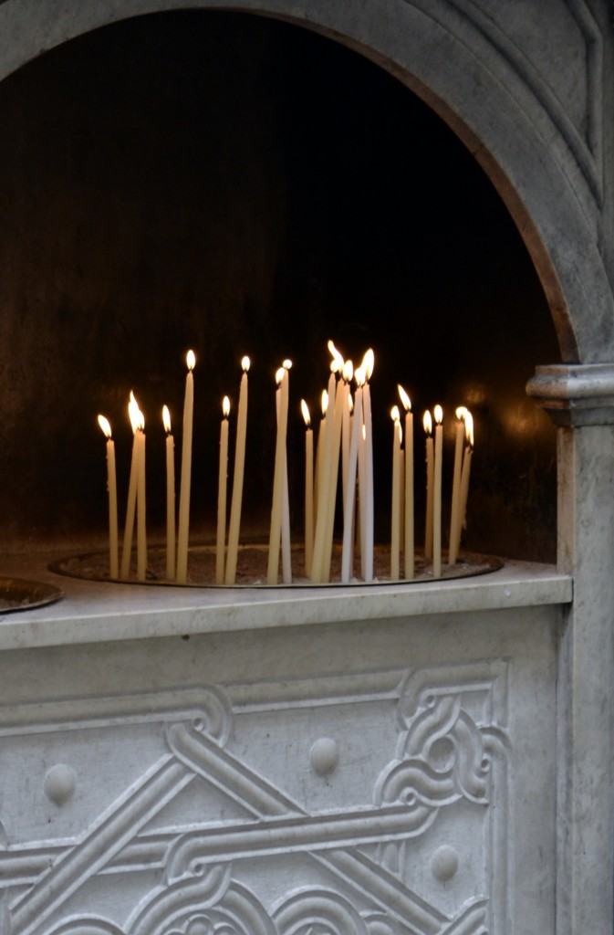 D4 Lit Church candles