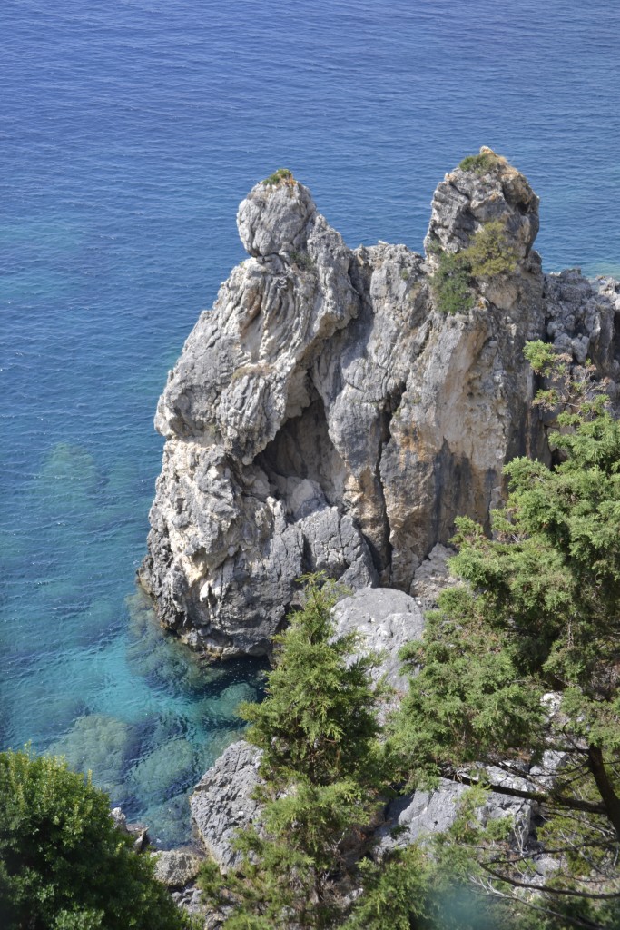 D4 Palaiokastritsa Grottoes