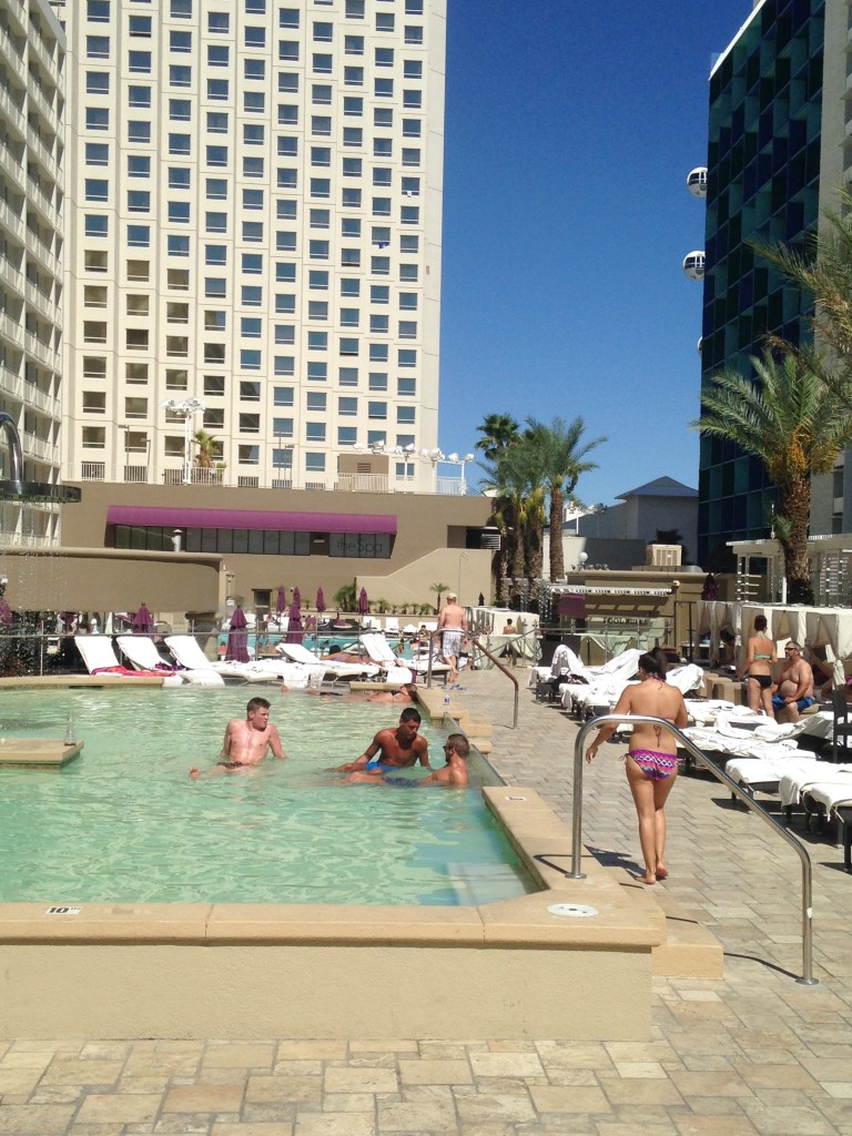 013 Floating Pool, Harrah's