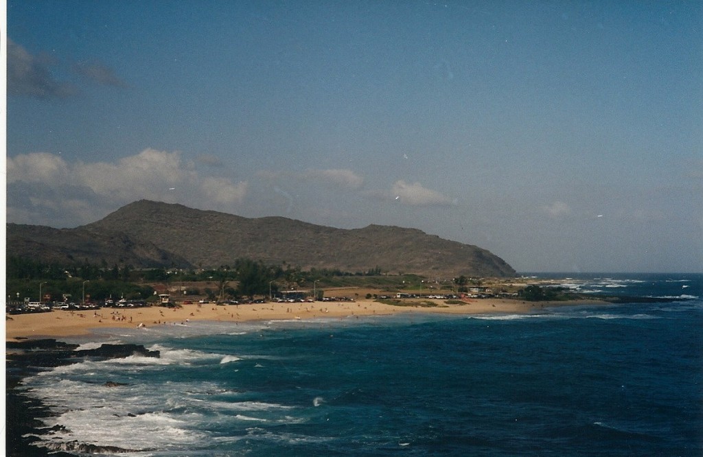 011010 Diamond Head in the Background