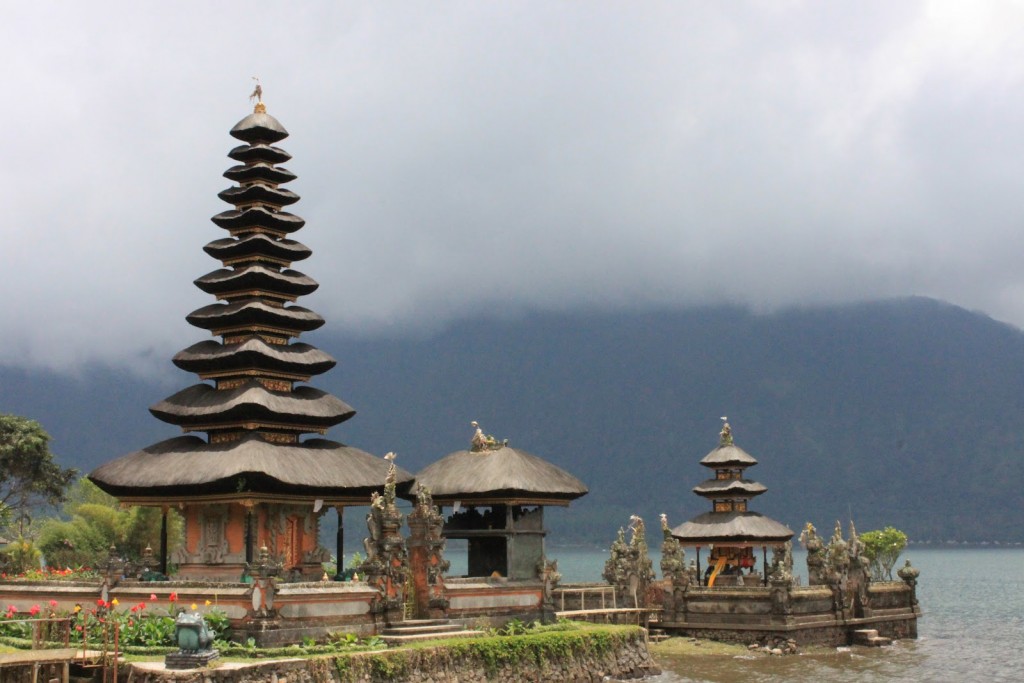 D3 Ulun Danu Temple, Bali