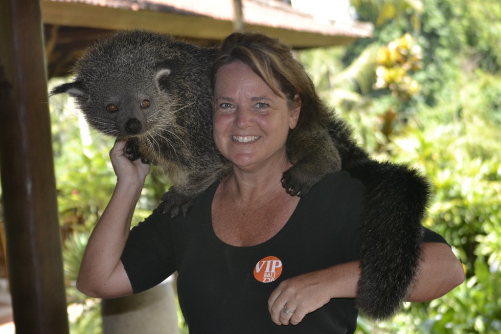 85 130107, D9 Holding the Bearcat at Bali Zoo, 1.7.13