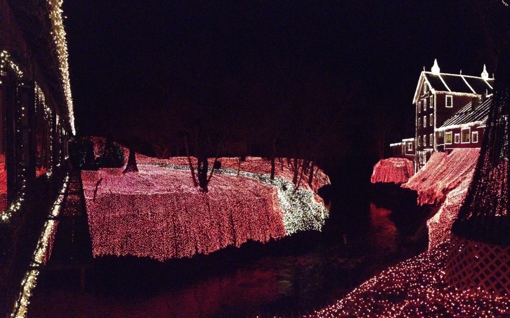 The Clifton Mill Holiday Lights